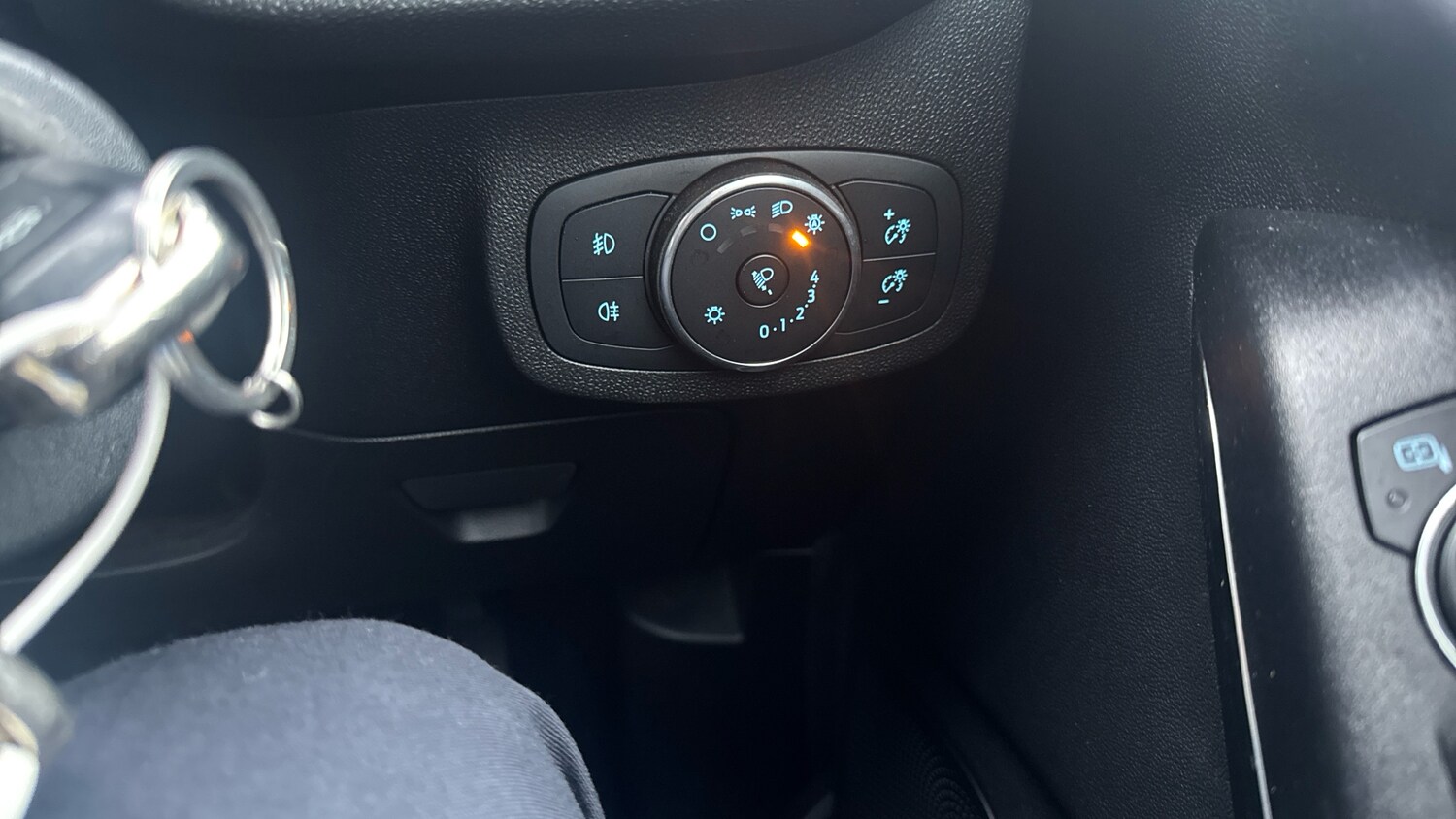 Used Ford Fiesta 2017 for sale - 77489852: Photo 30