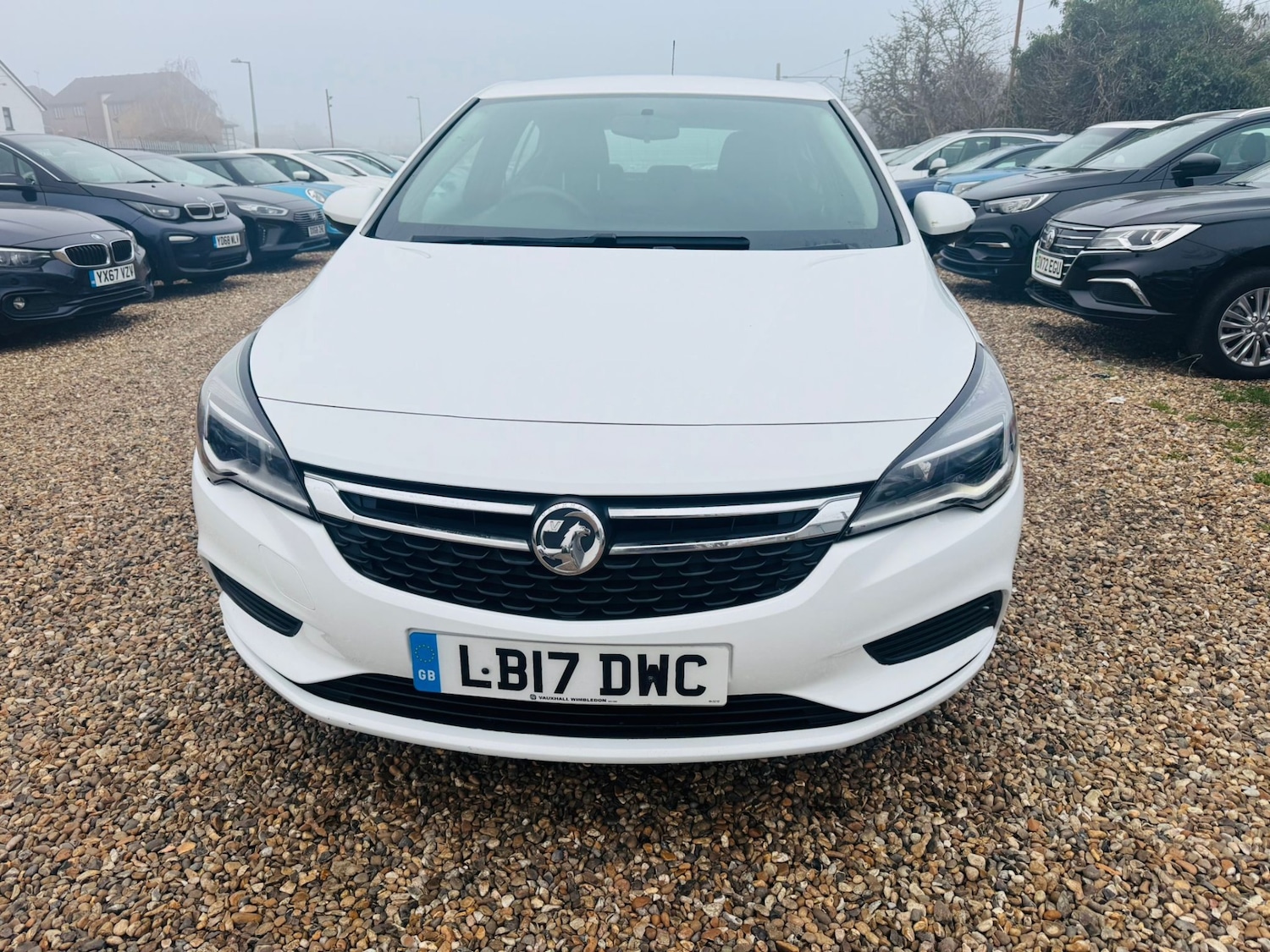 Used Vauxhall Astra 2017 for sale - 77802695: Photo 2