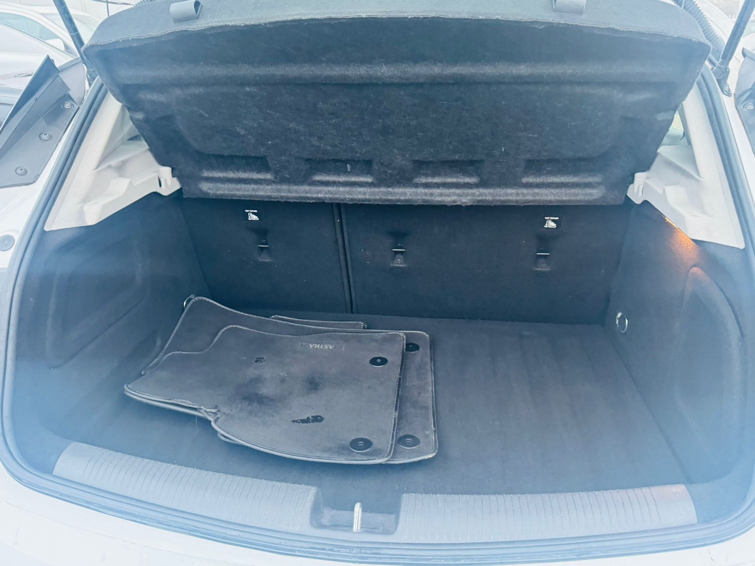 Used Vauxhall Astra 2017 for sale - 77802695: Photo 24