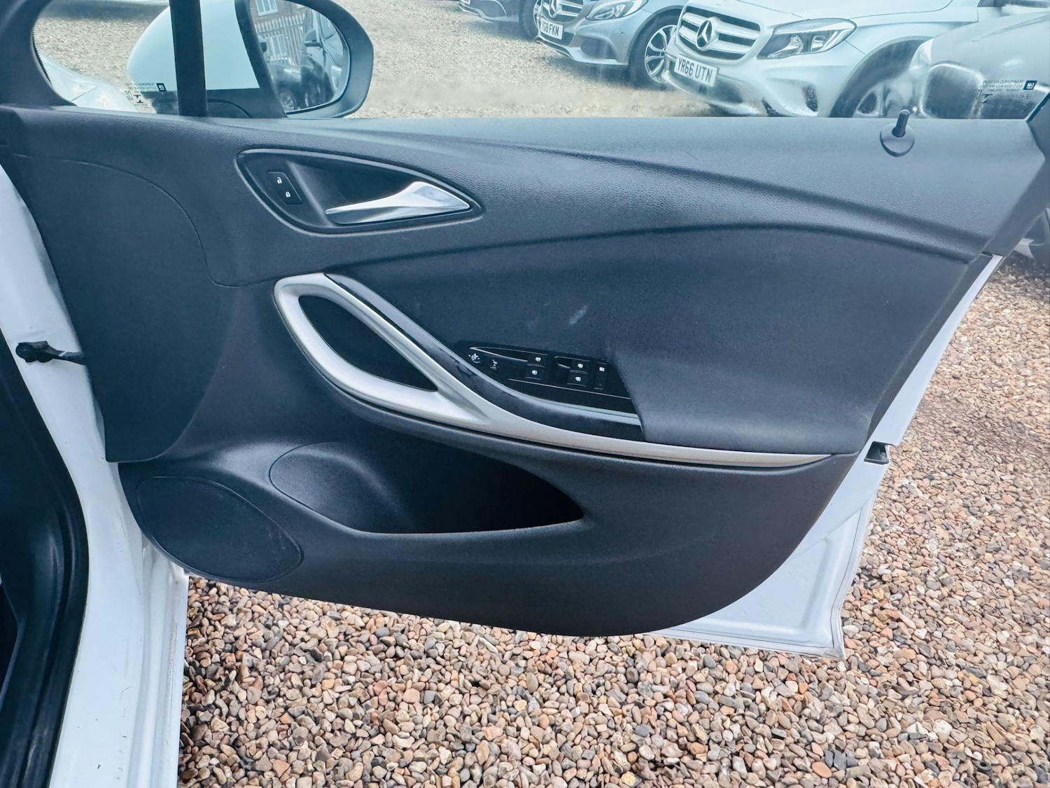 Used Vauxhall Astra 2017 for sale - 77802695: Photo 40