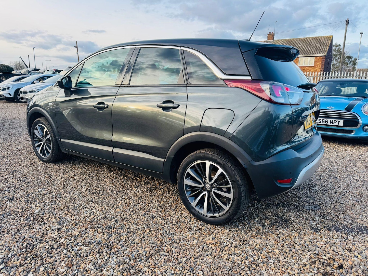 Used Vauxhall Crossland X 2017 for sale - 78057539: Photo 4