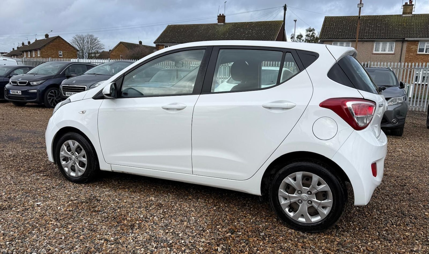 Used Hyundai i10 2016 for sale - 77802488: Photo 21