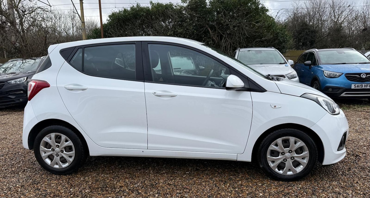 Used Hyundai i10 2016 for sale - 77802488: Photo 28