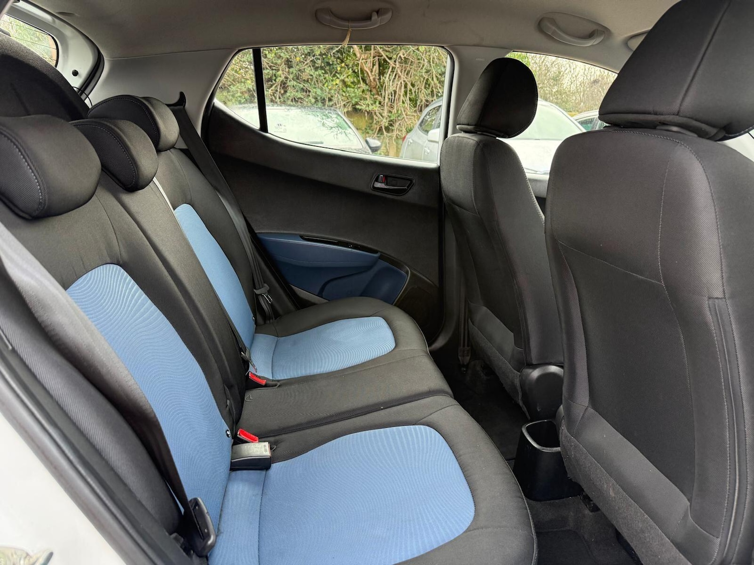 Used Hyundai i10 2016 for sale - 77802488: Photo 36