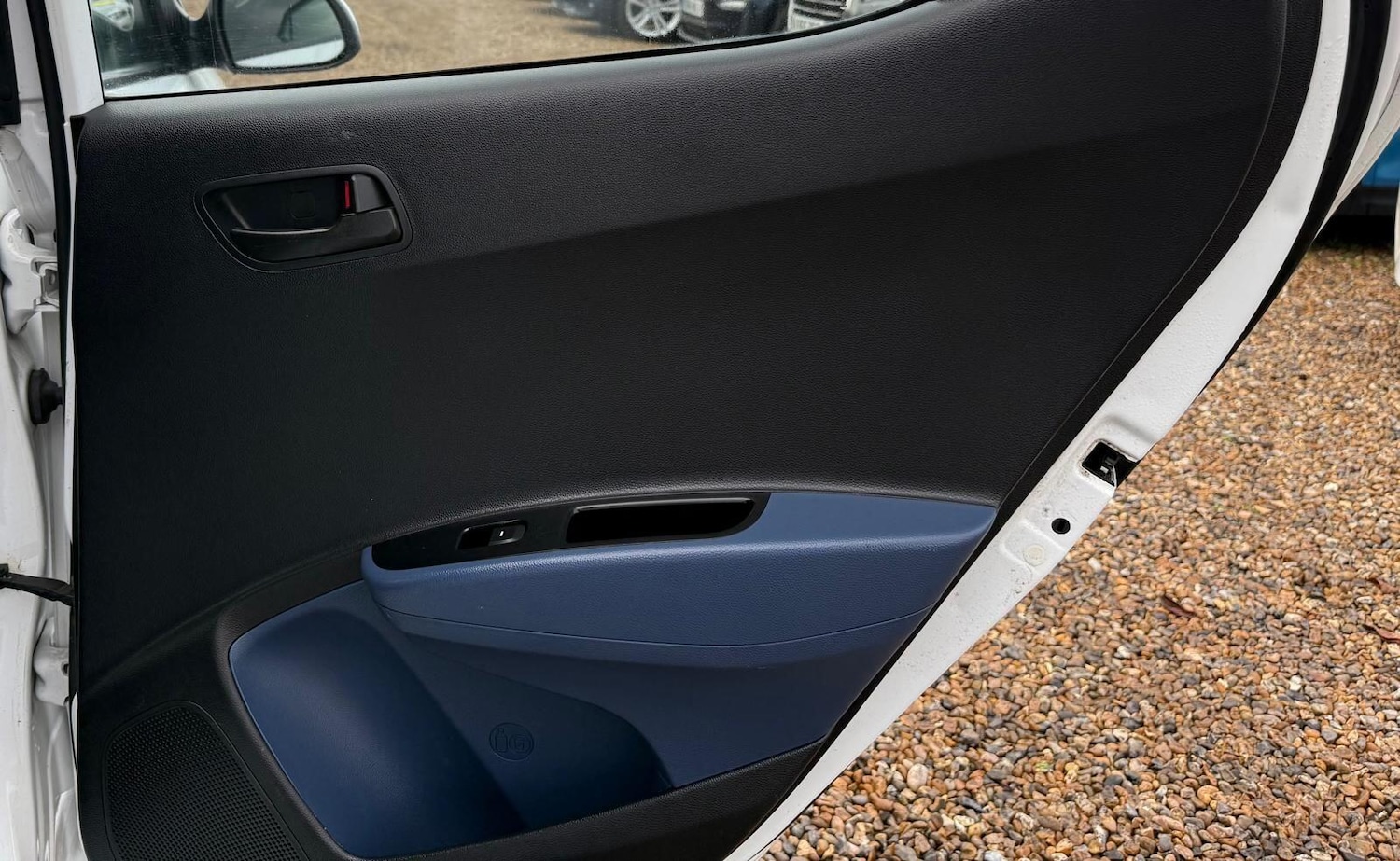 Used Hyundai i10 2016 for sale - 77802488: Photo 39