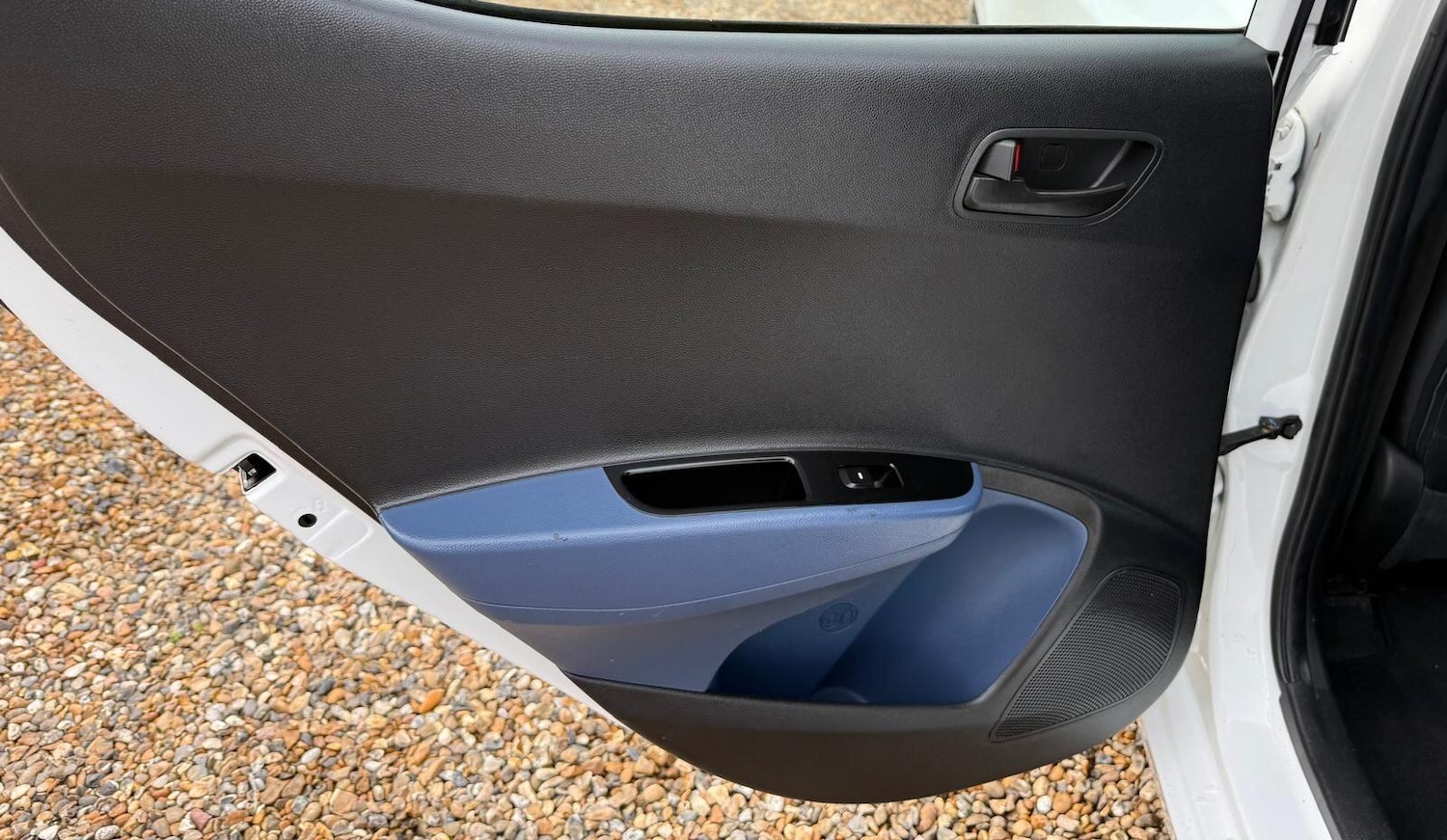 Used Hyundai i10 2016 for sale - 77802488: Photo 40