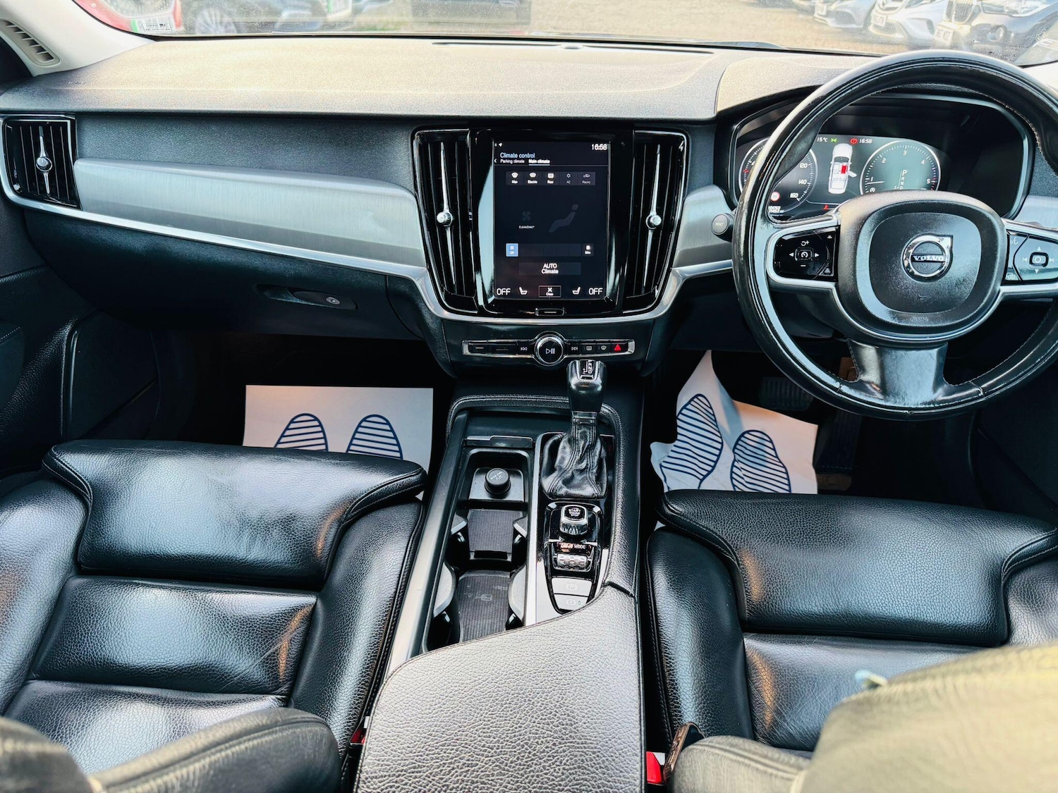 Used Volvo S90 2018 for sale - 77872052: Photo 26