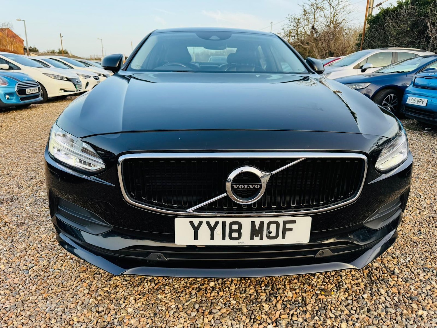 Used Volvo S90 2018 for sale - 77872052: Photo 3