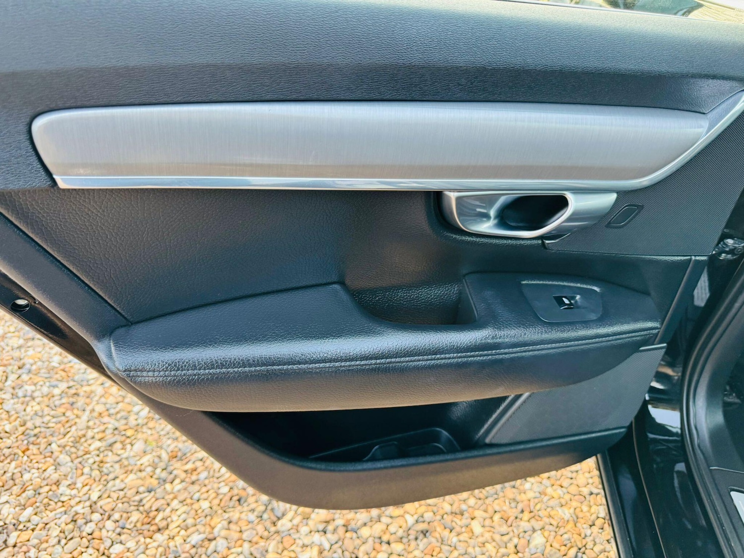 Used Volvo S90 2018 for sale - 77872052: Photo 40