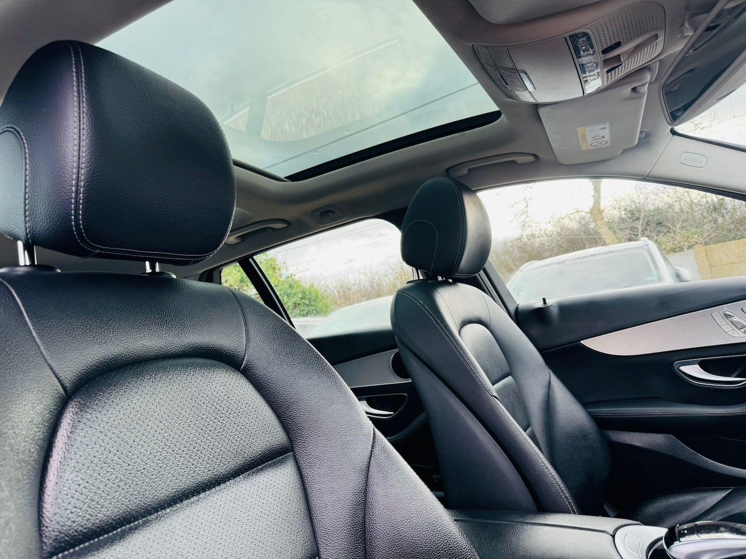 Used Mercedes-Benz C Class 2017 for sale - 77872060: Photo 29