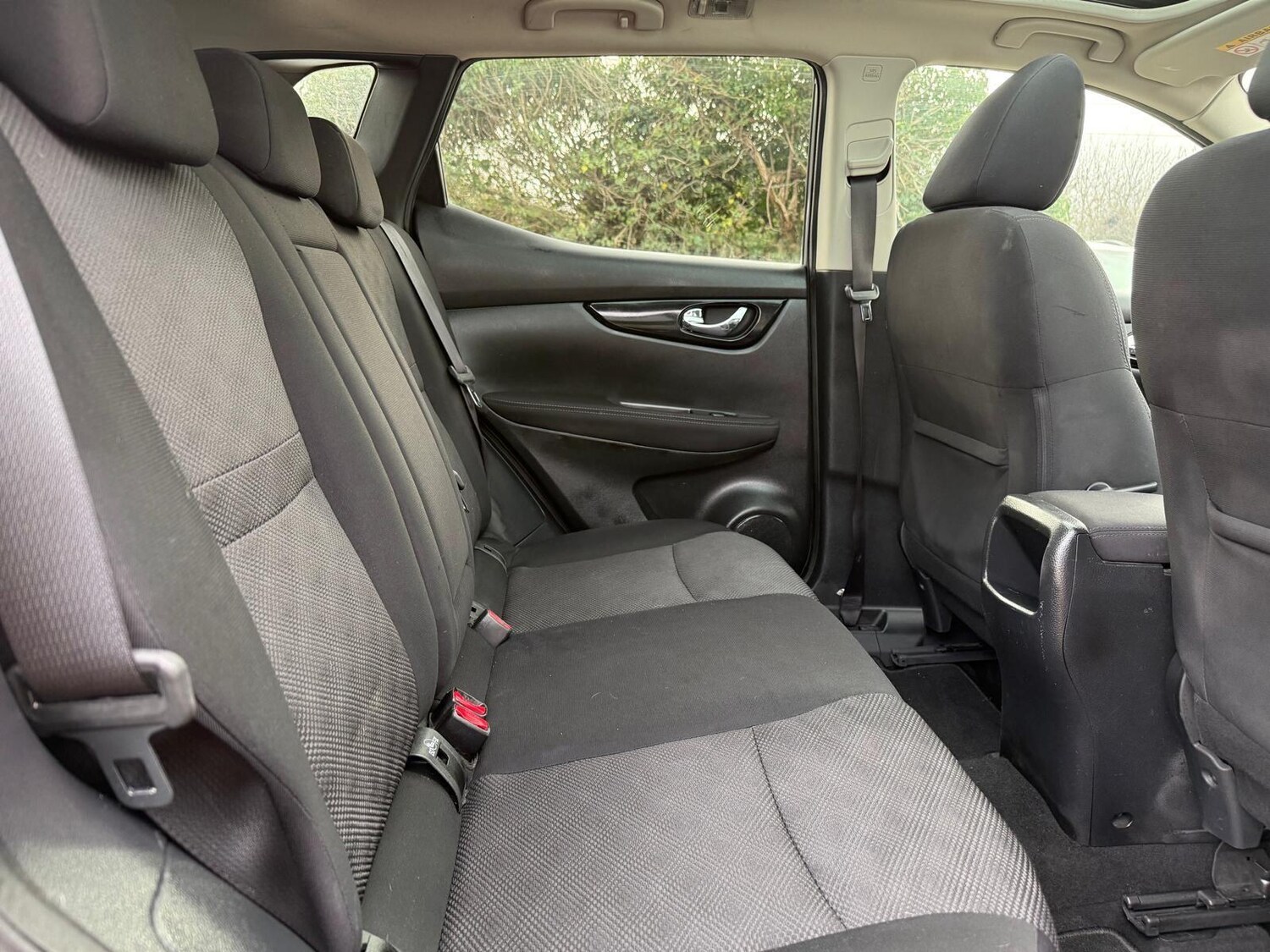 Used Nissan Qashqai 2016 for sale - 77872053: Photo 25