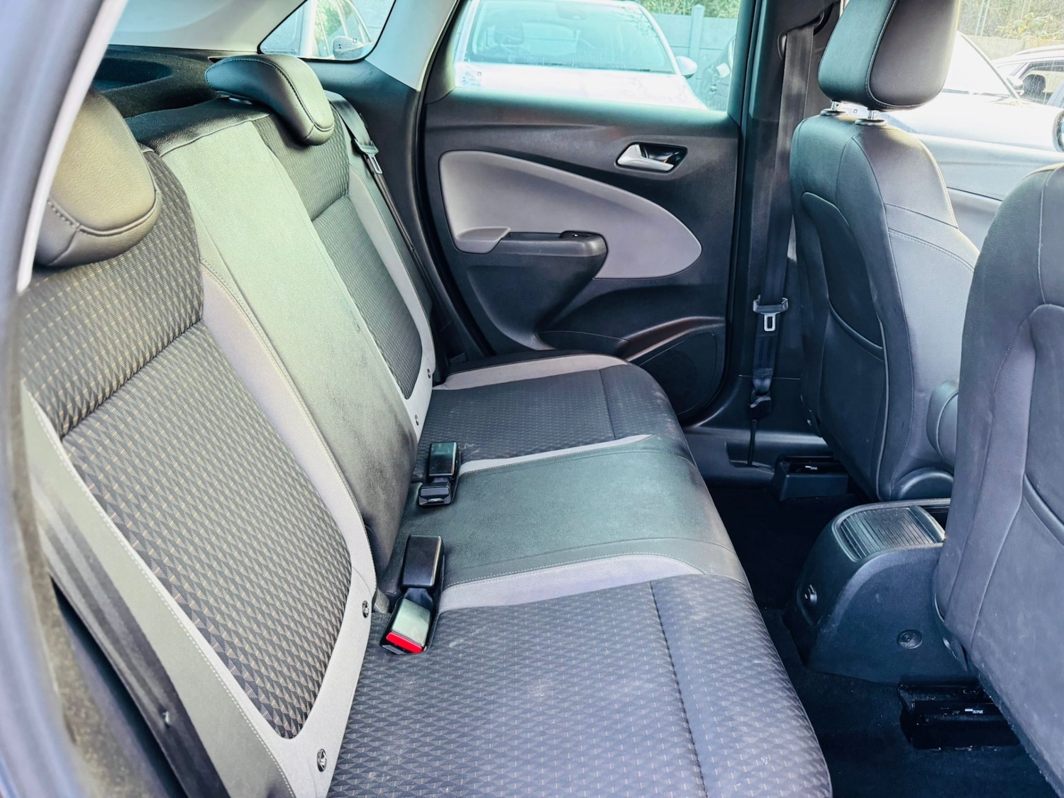 Used Vauxhall Crossland X 2017 for sale - 77831806: Photo 30