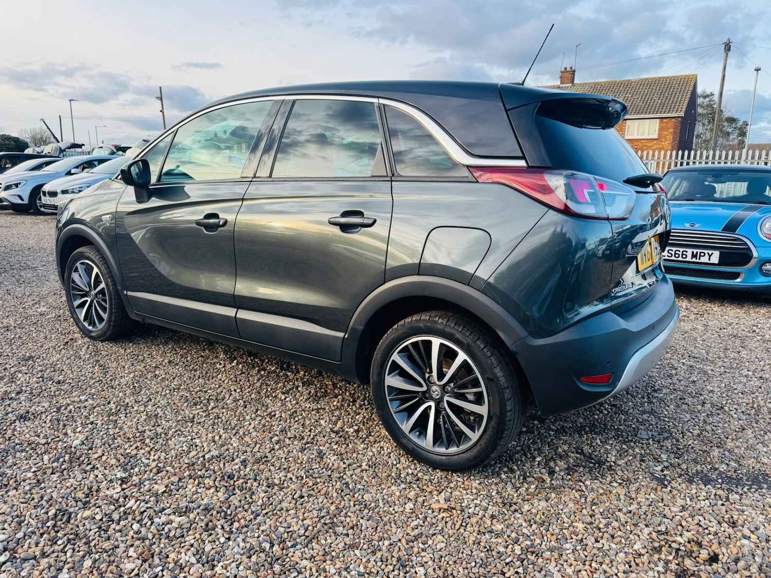 Used Vauxhall Crossland X 2017 for sale - 77831806: Photo 8