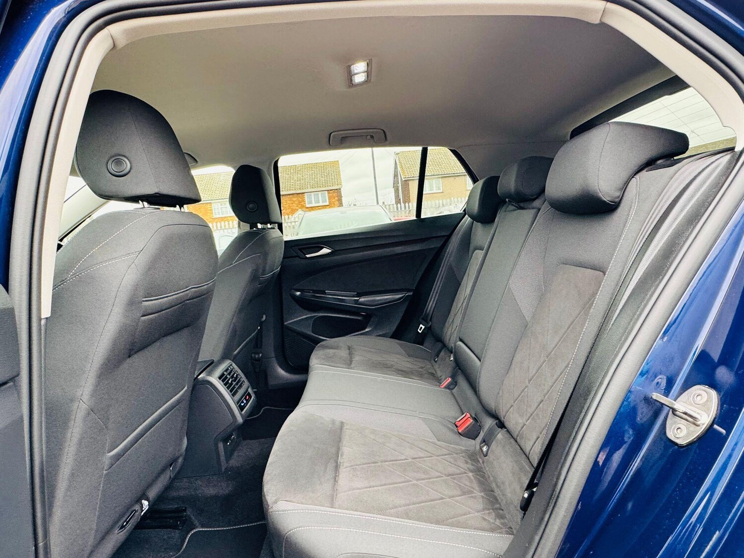 Used Volkswagen Golf 2022 for sale - 77872050: Photo 38