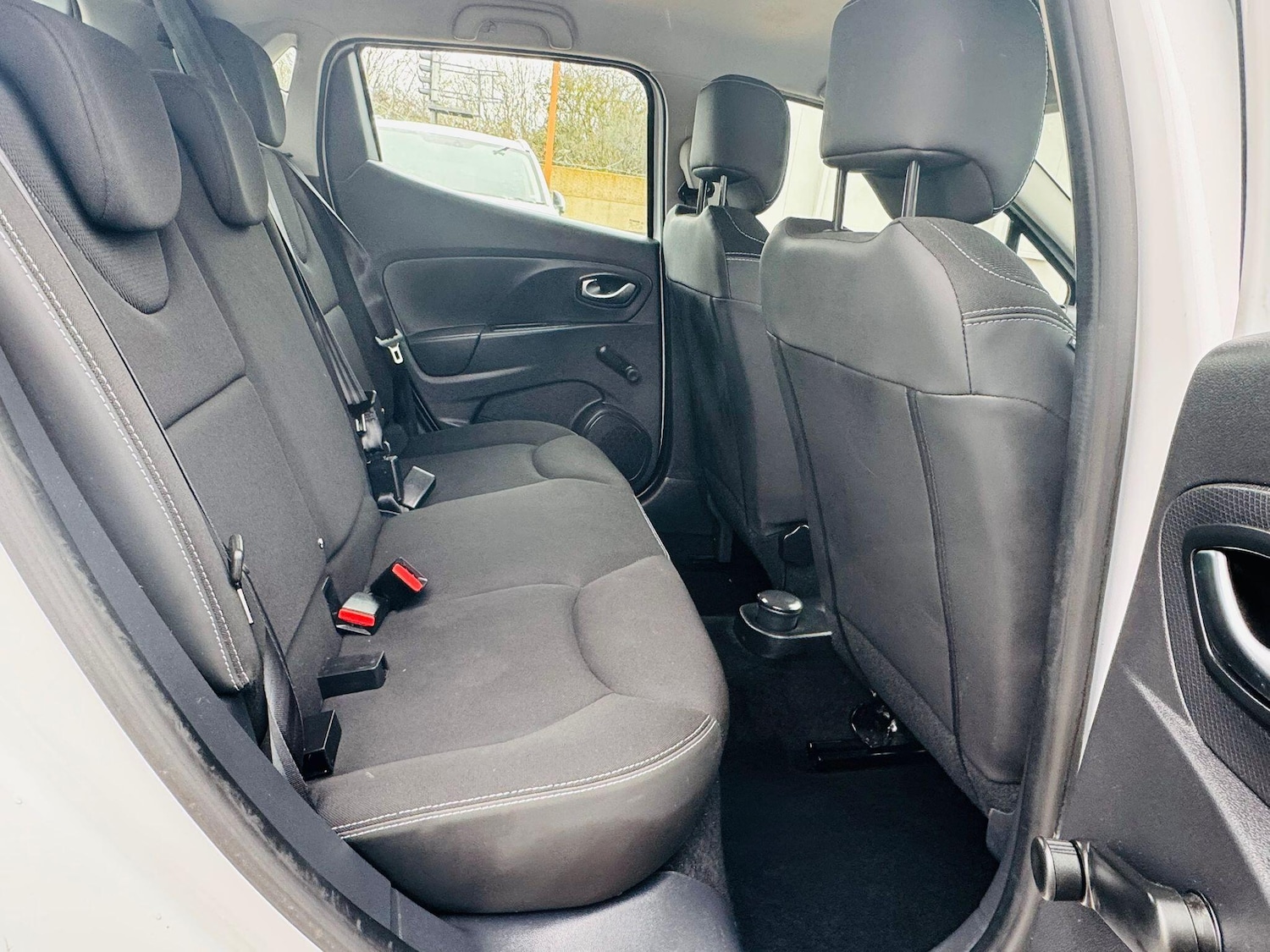 Used Renault Clio 2016 for sale - 77802487: Photo 34