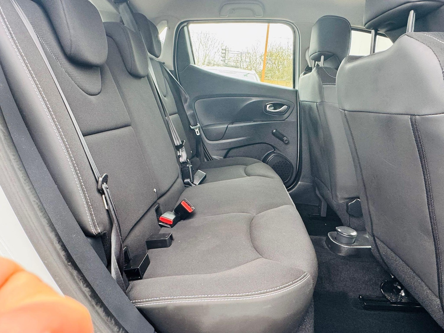 Used Renault Clio 2016 for sale - 77802487: Photo 35