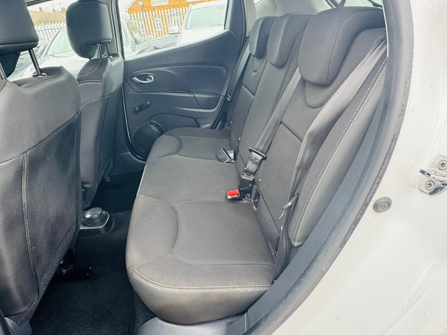 Used Renault Clio 2016 for sale - 77802487: Photo 37