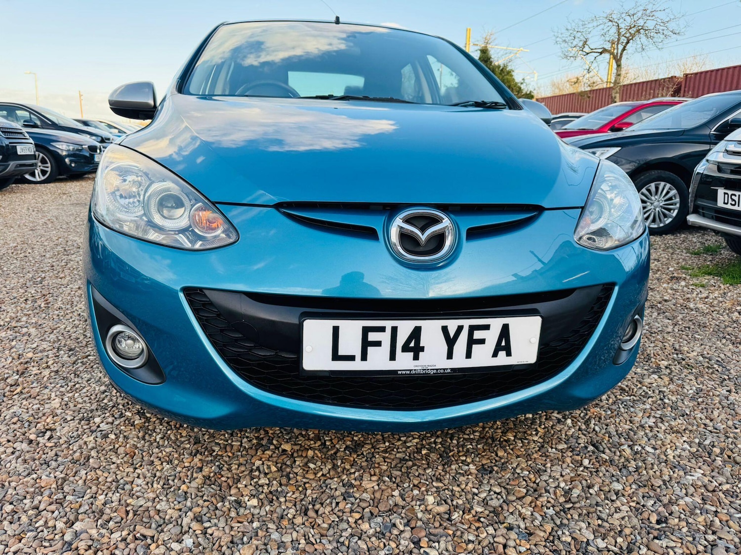 Used Mazda Mazda2 2014 for sale - 78100593: Photo 2