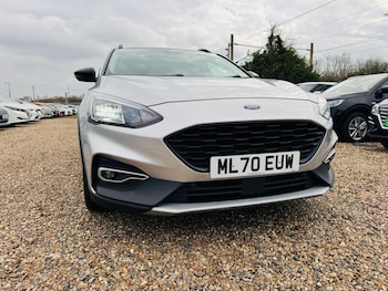 Used Ford Focus 2020 for sale - 78504308: Photo