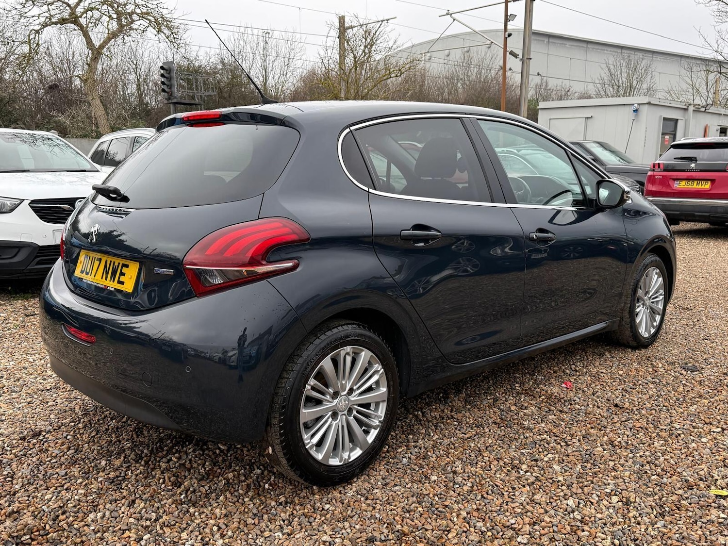 Used Peugeot 208 2017 for sale - 77872056: Photo 24