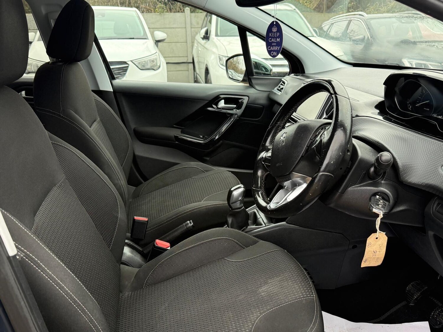 Used Peugeot 208 2017 for sale - 77872056: Photo 28