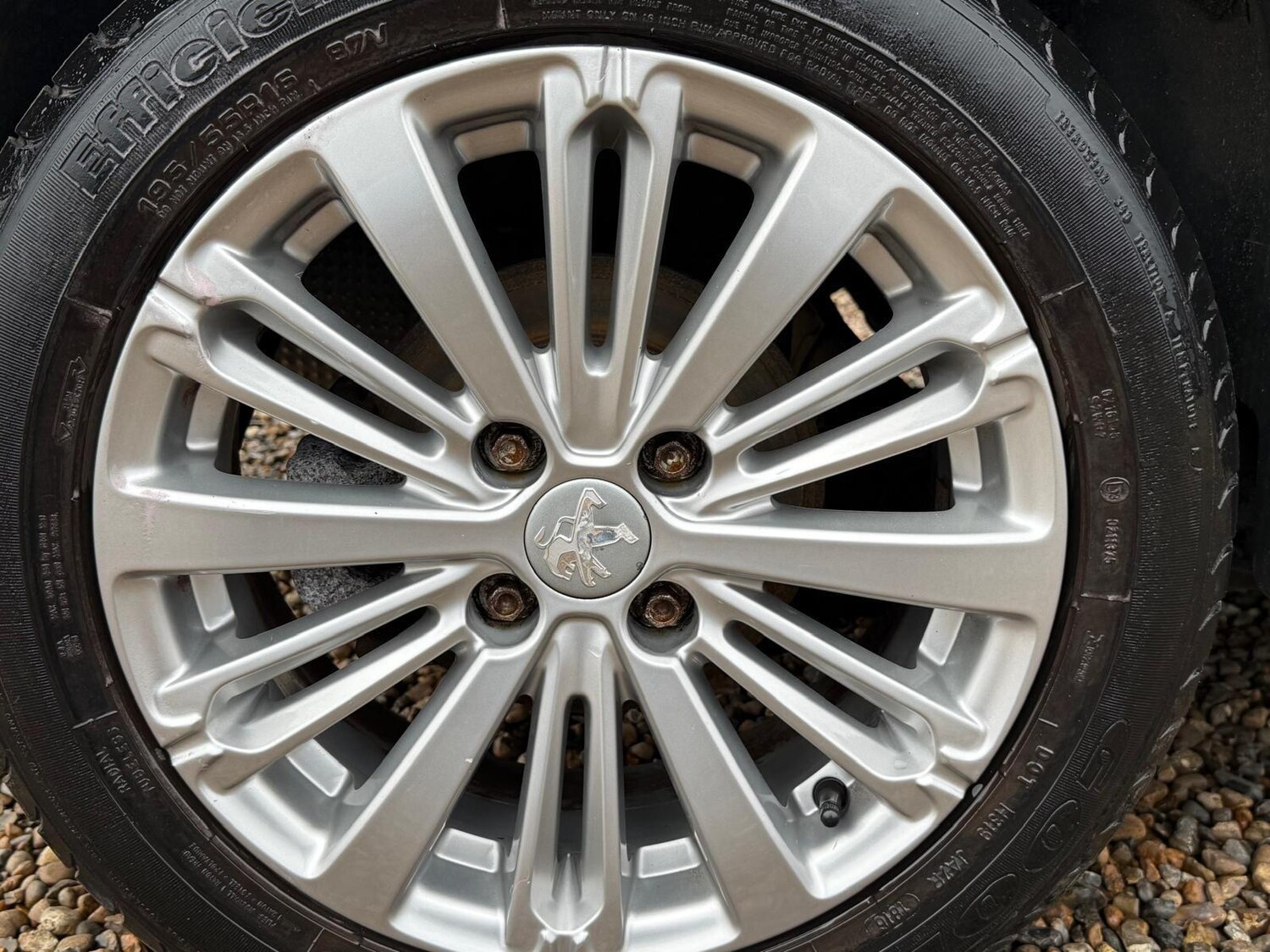 Used Peugeot 208 2017 for sale - 77872056: Photo 38