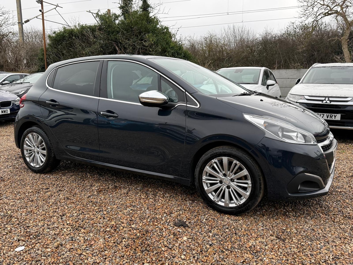 Used Peugeot 208 2017 for sale - 77872056: Photo 5