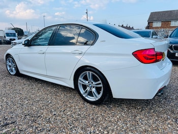 Used BMW 3 Series 2018 for sale - 77892474: Photo