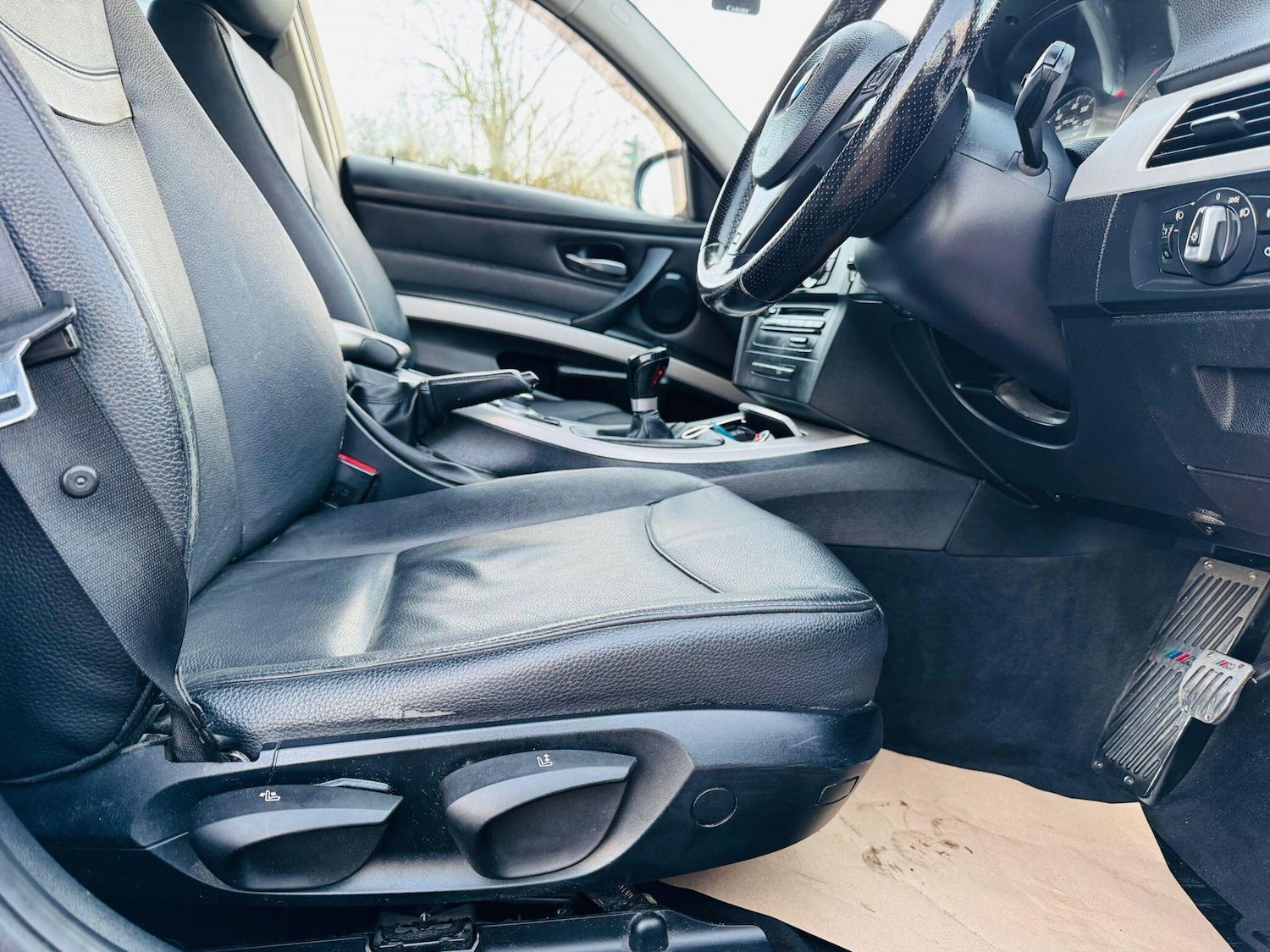 Used BMW 3 Series 2010 for sale - 77802467: Photo 32