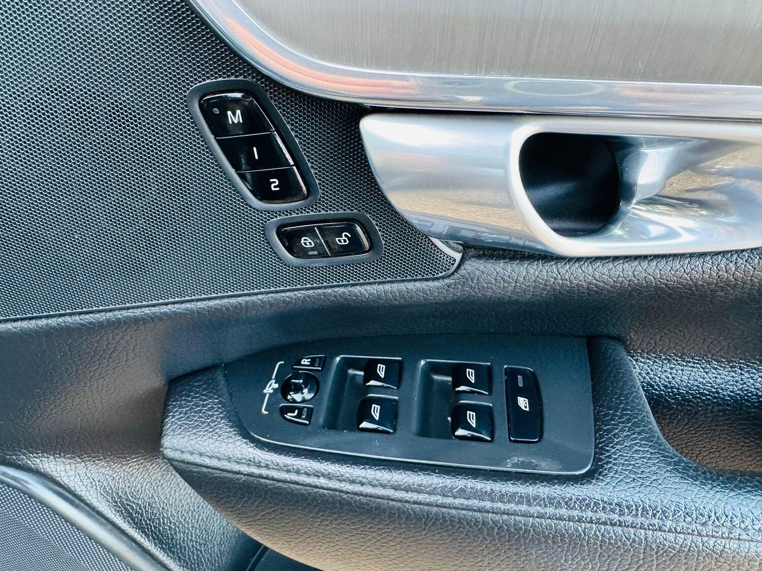 Used Volvo S90 2018 for sale - 77802474: Photo 34