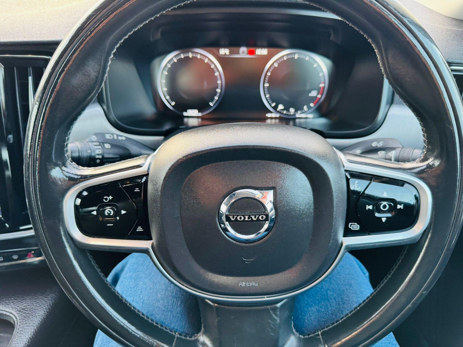 Used Volvo S90 2018 for sale - 77802474: Photo 51