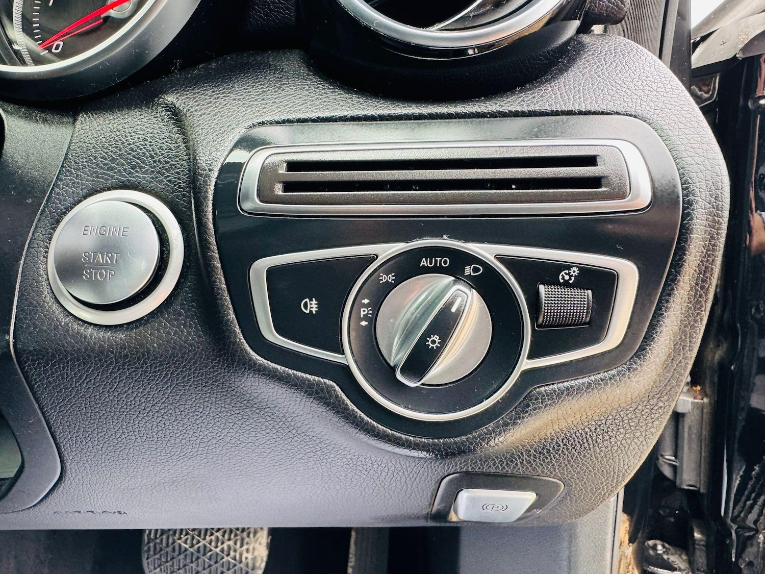 Used Mercedes-Benz C Class 2017 for sale - 77802479: Photo 35