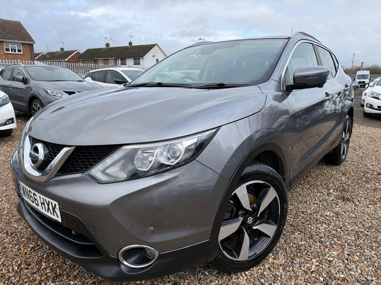 Used Nissan Qashqai 2016 for sale - 77802470: Photo 11