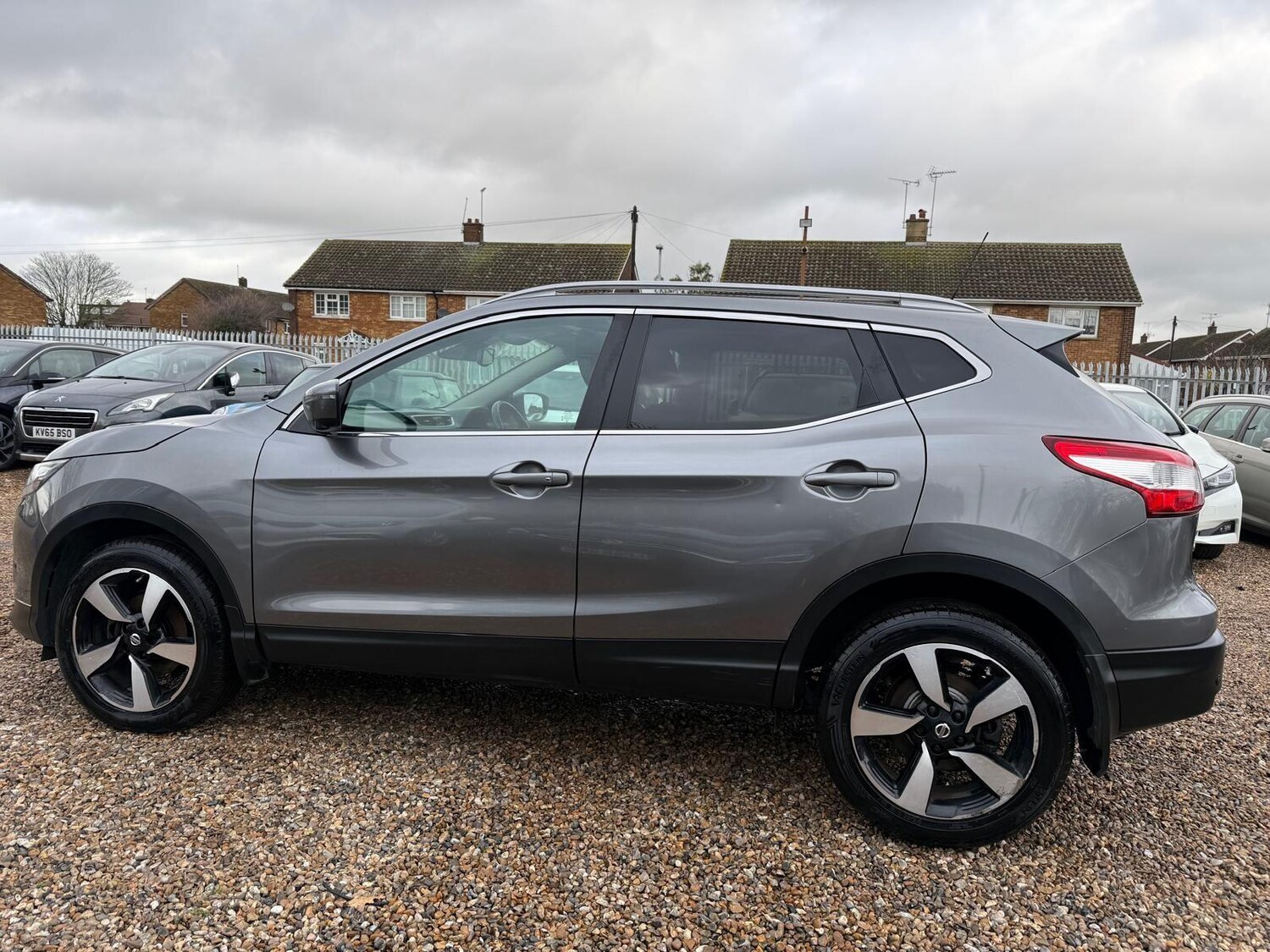 Used Nissan Qashqai 2016 for sale - 77802470: Photo 13