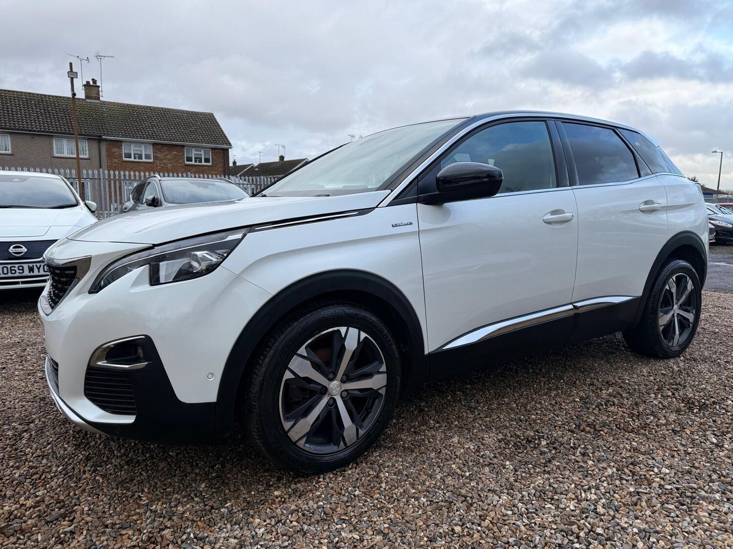Used Peugeot 3008 2017 for sale - 77802489: Photo 13