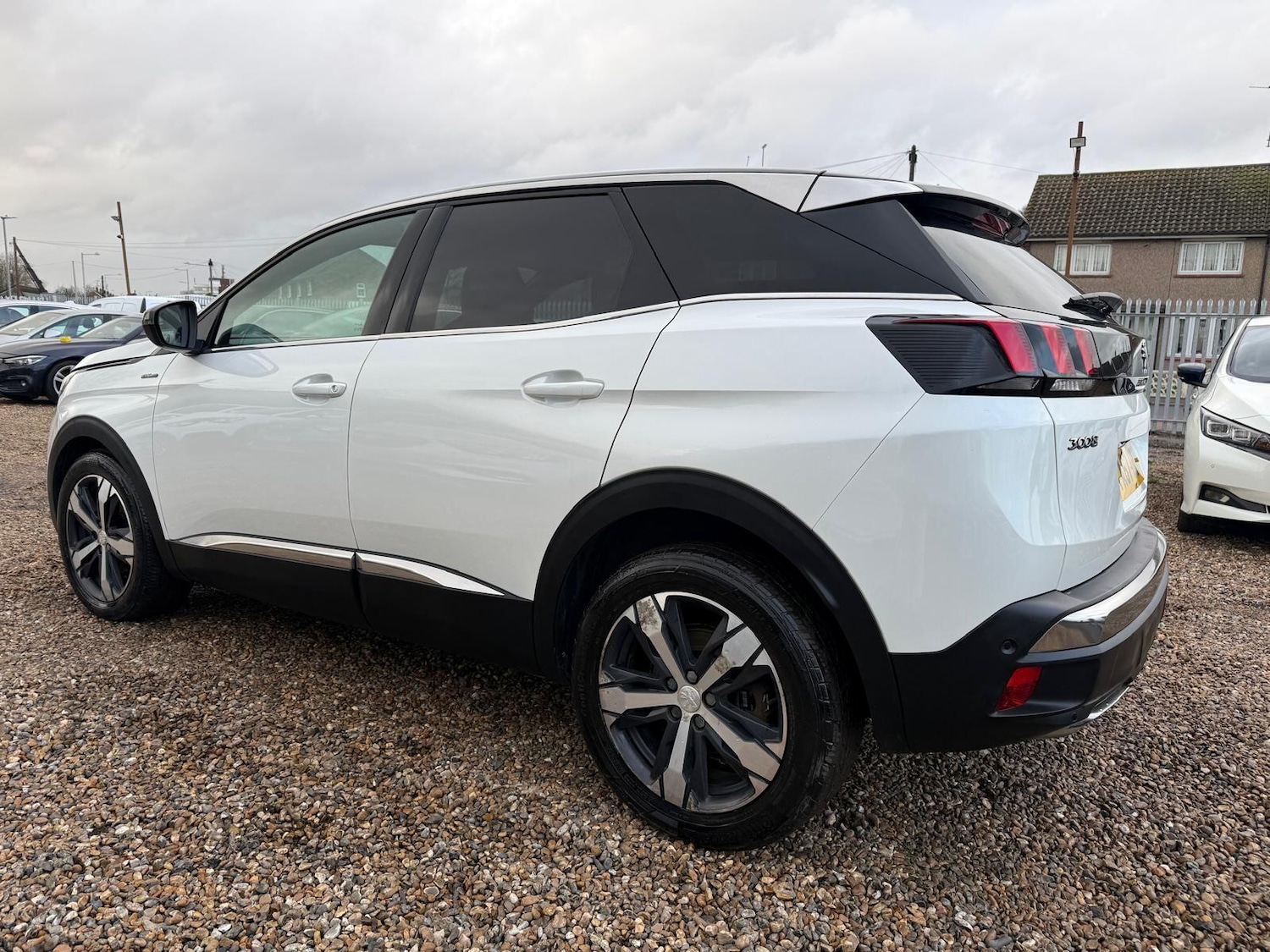 Used Peugeot 3008 2017 for sale - 77802489: Photo 5