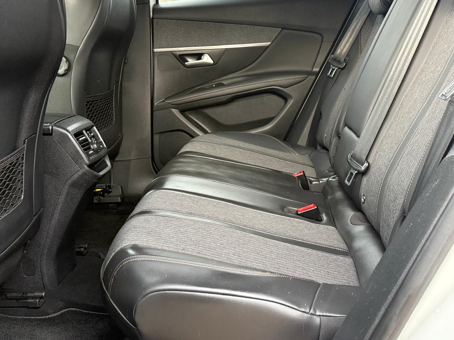 Used Peugeot 3008 2017 for sale - 77872055: Photo 33