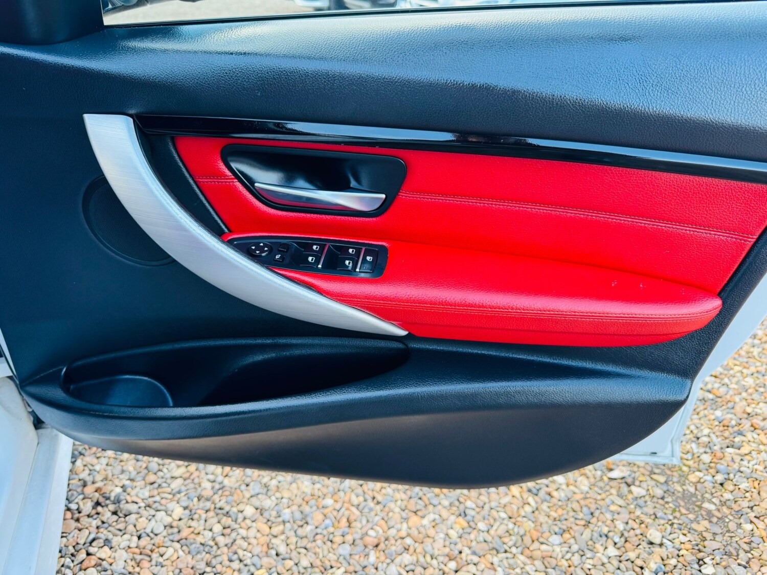 Used BMW 3 Series 2018 for sale - 77831602: Photo 27