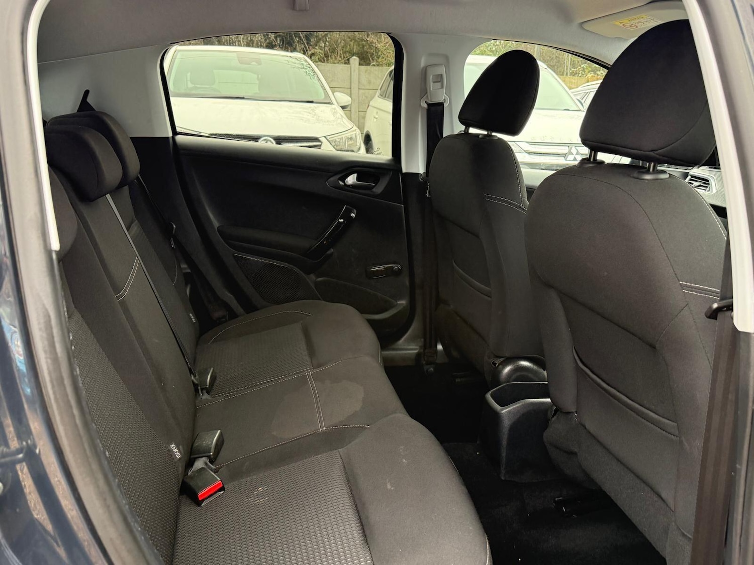 Used Peugeot 208 2017 for sale - 77802483: Photo 31