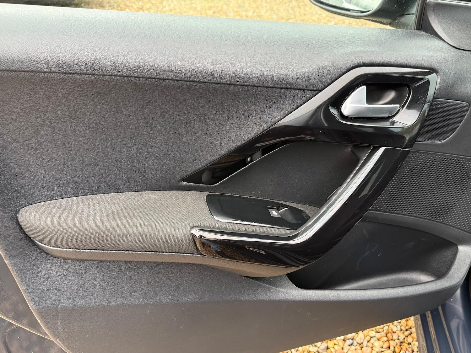 Used Peugeot 208 2017 for sale - 77802483: Photo 36