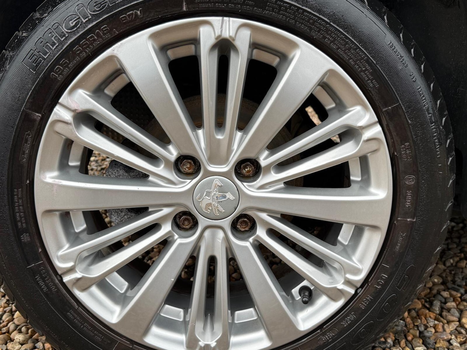 Used Peugeot 208 2017 for sale - 77802483: Photo 38