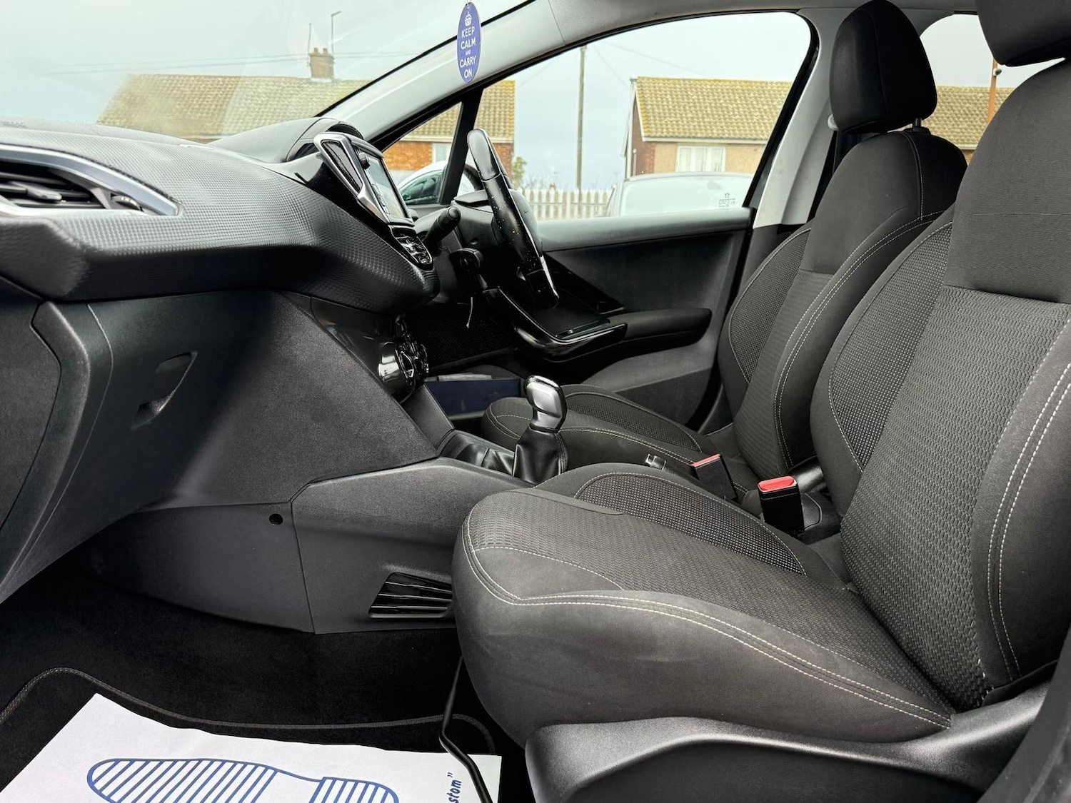 Used Peugeot 208 2017 for sale - 77802483: Photo 45