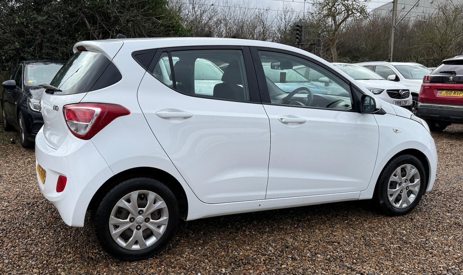 Used Hyundai i10 2016 for sale - 77872064: Photo 11