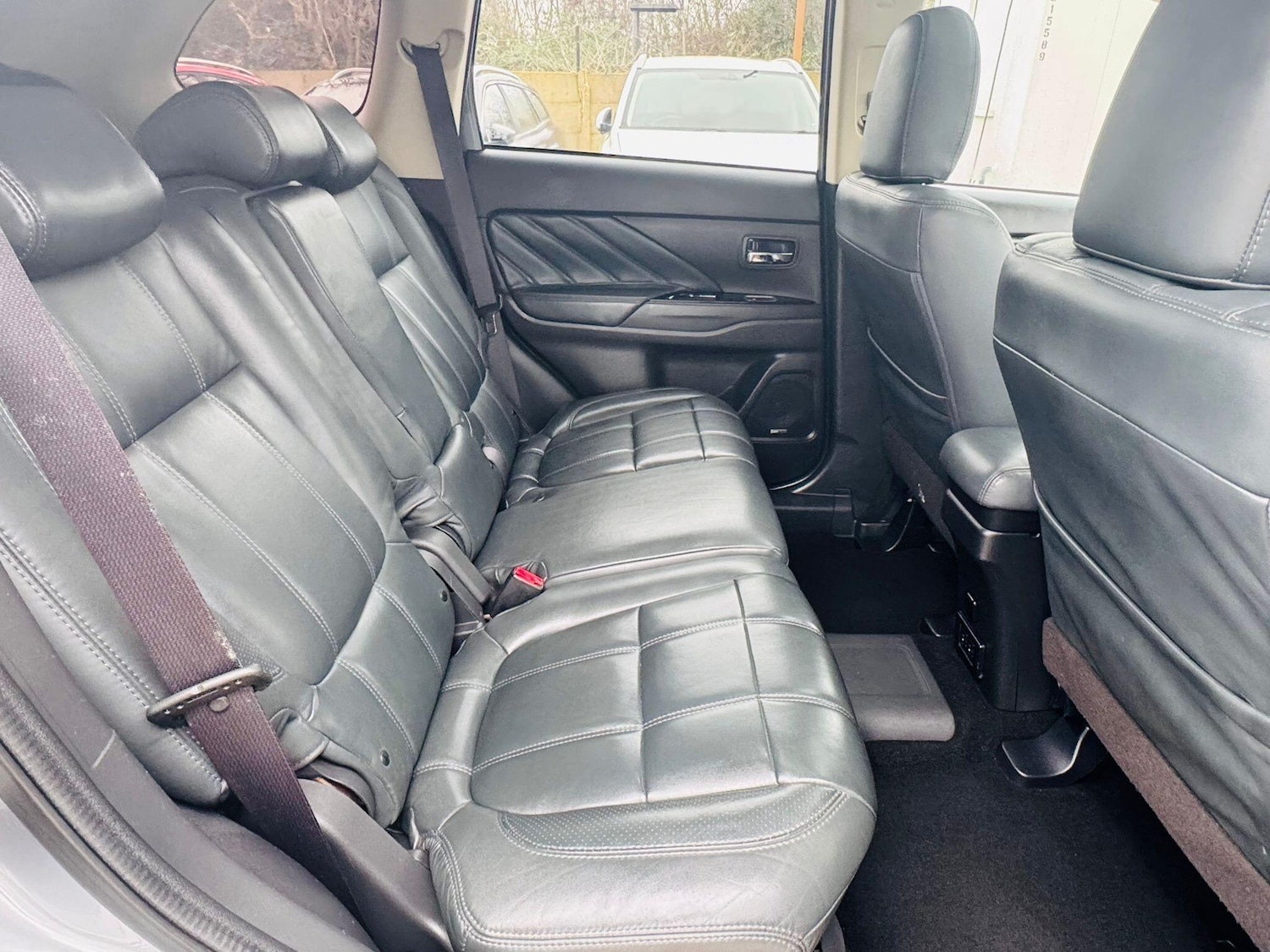 Used Mitsubishi Outlander 2016 for sale - 77802471: Photo 32