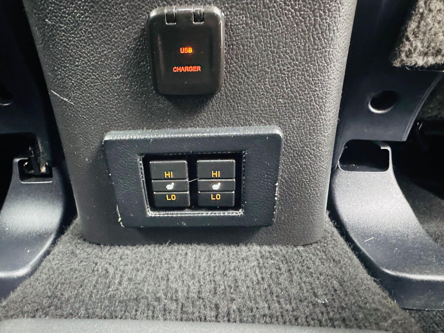 Used Mitsubishi Outlander 2016 for sale - 77802471: Photo 36