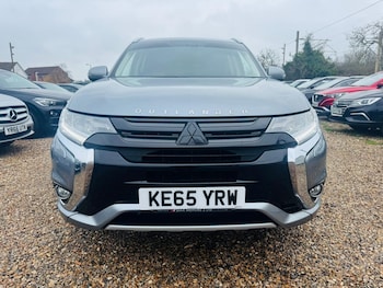 Used Mitsubishi Outlander 2016 for sale - 77802471: Photo
