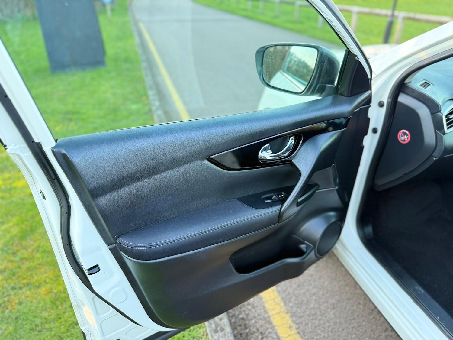 Used Nissan Qashqai 2014 for sale - 77939902: Photo 24