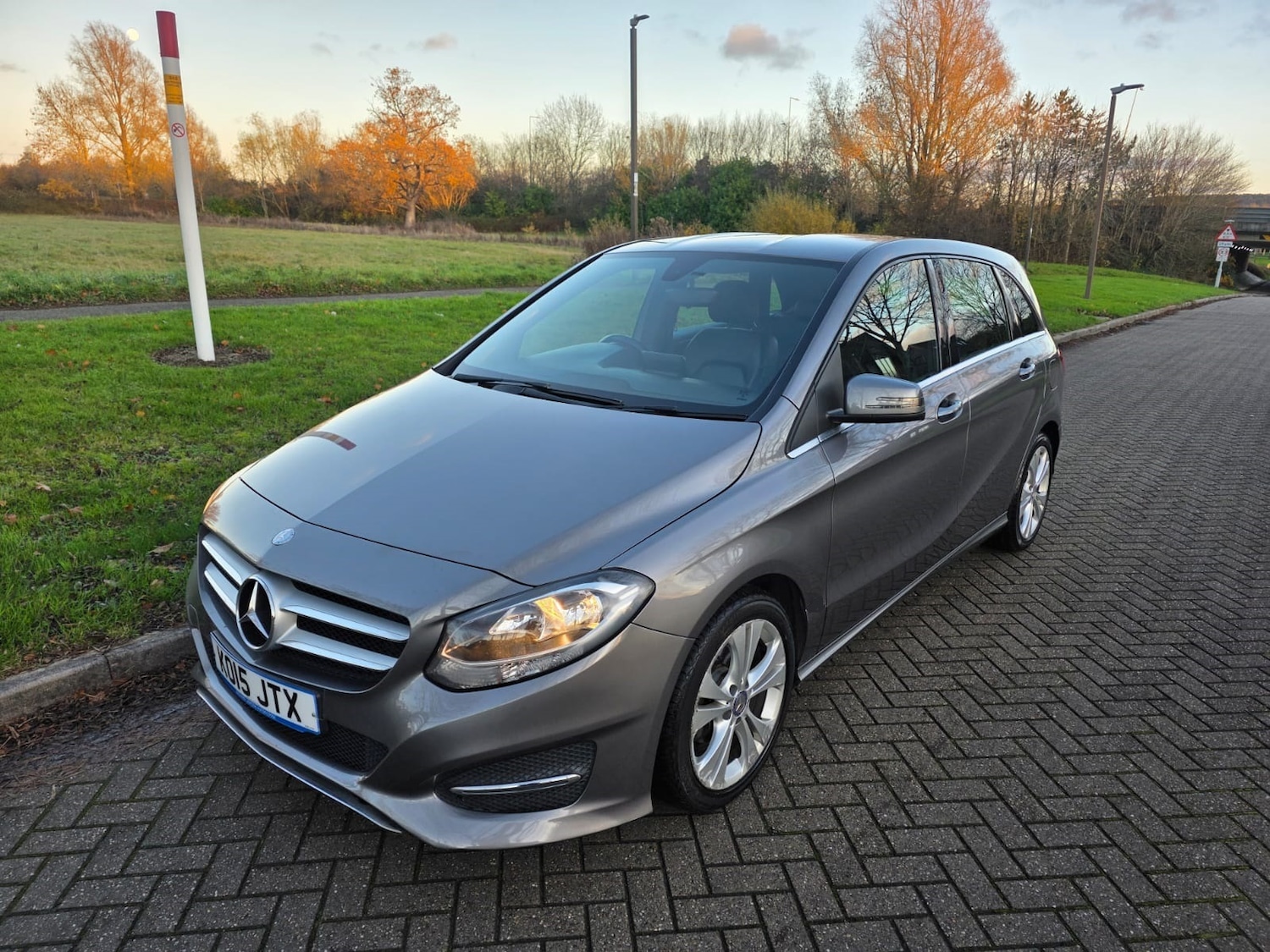 Used Mercedes-Benz B Class 2015 for sale - 77125100: Photo 3