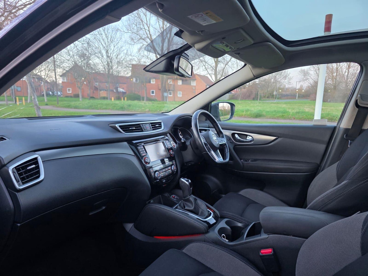 Used Nissan Qashqai for sale - 77753560: Photo 24