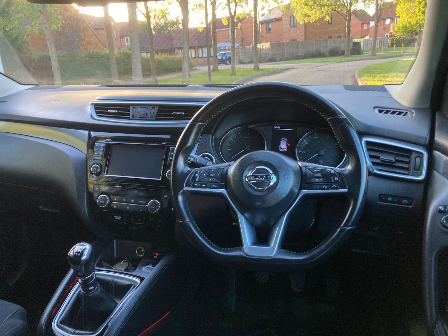 Used Nissan Qashqai 2017 for sale - 77125117: Photo 24